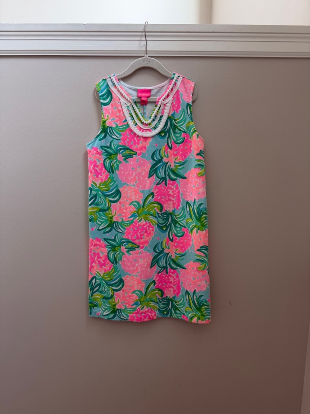 Lilly Pulitzer Girls Sleeveless Knit Floral Shift Dress in Turquoise & Hot Pink